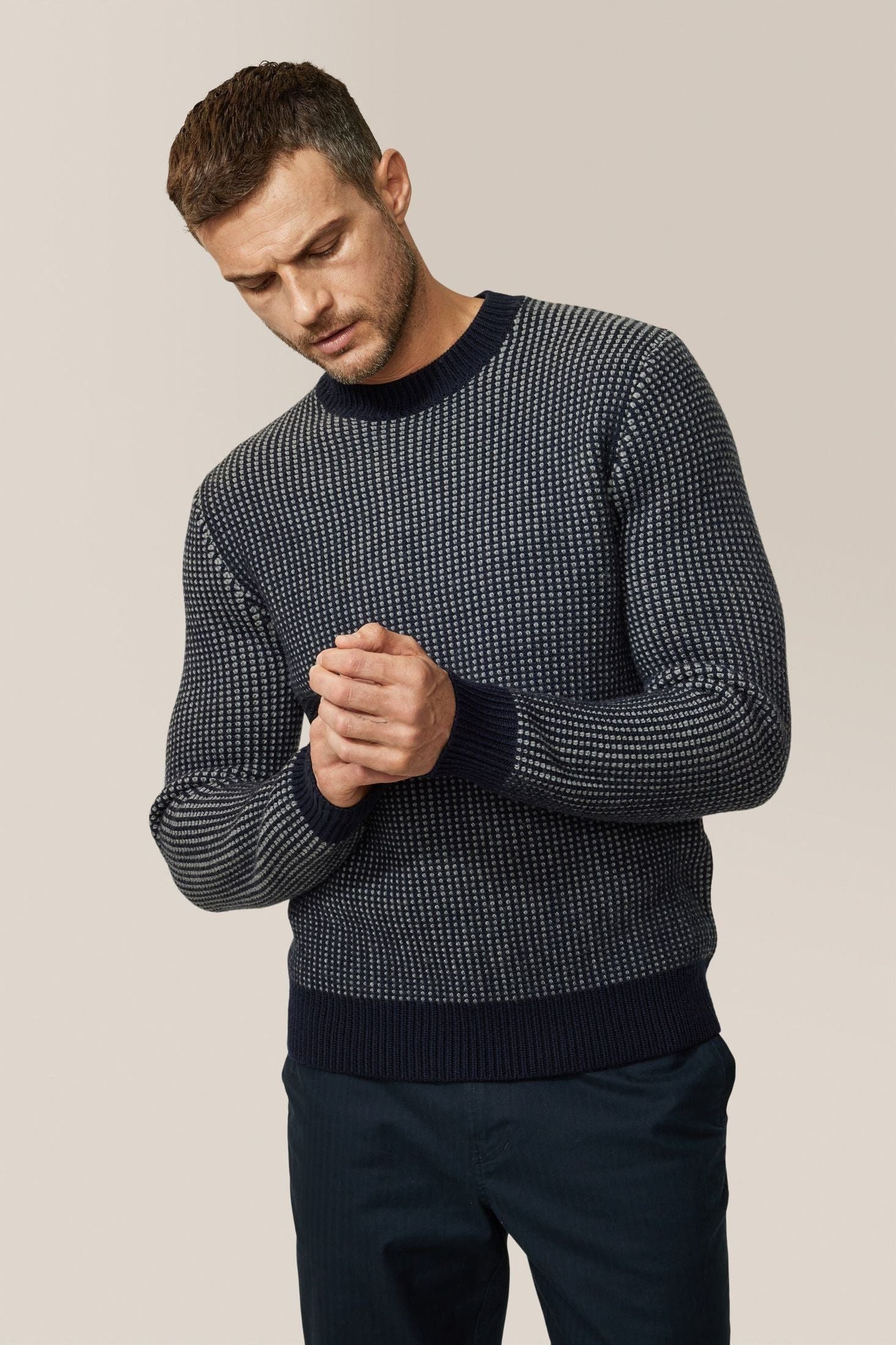 Sky-Captain-Multi_M_Ryan_all