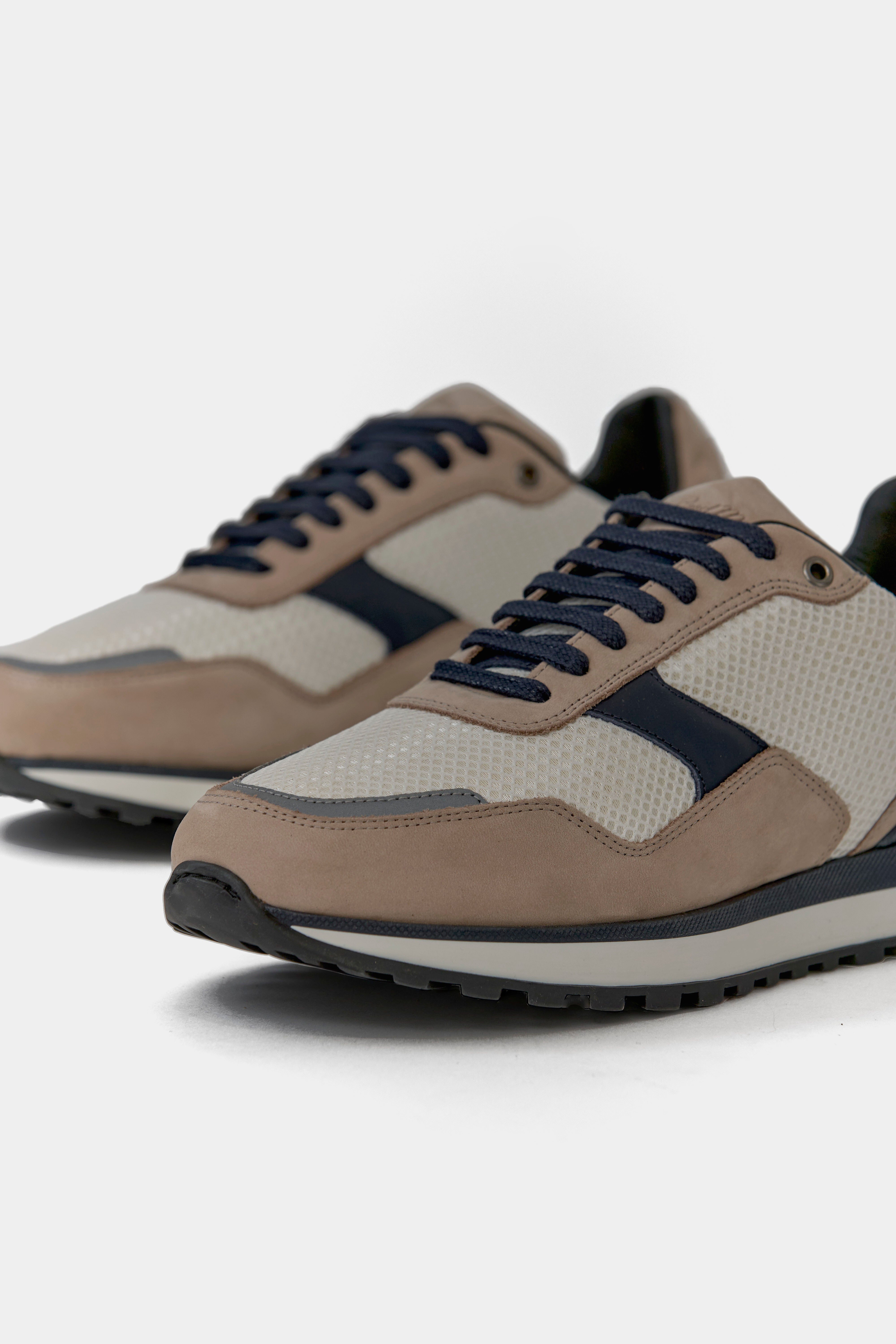 smokey-taupe-all
