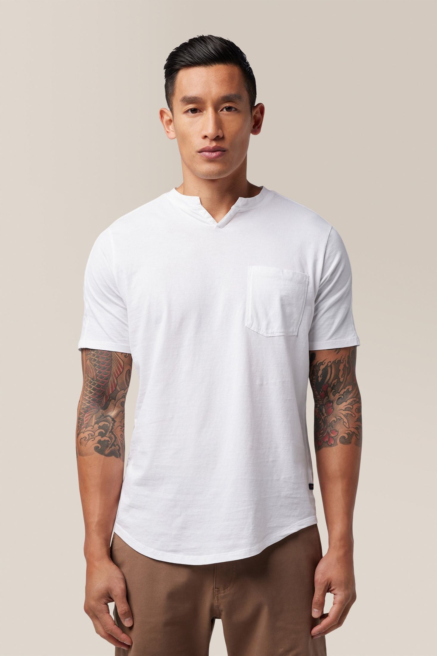 Slim Fit Victory V-Notch