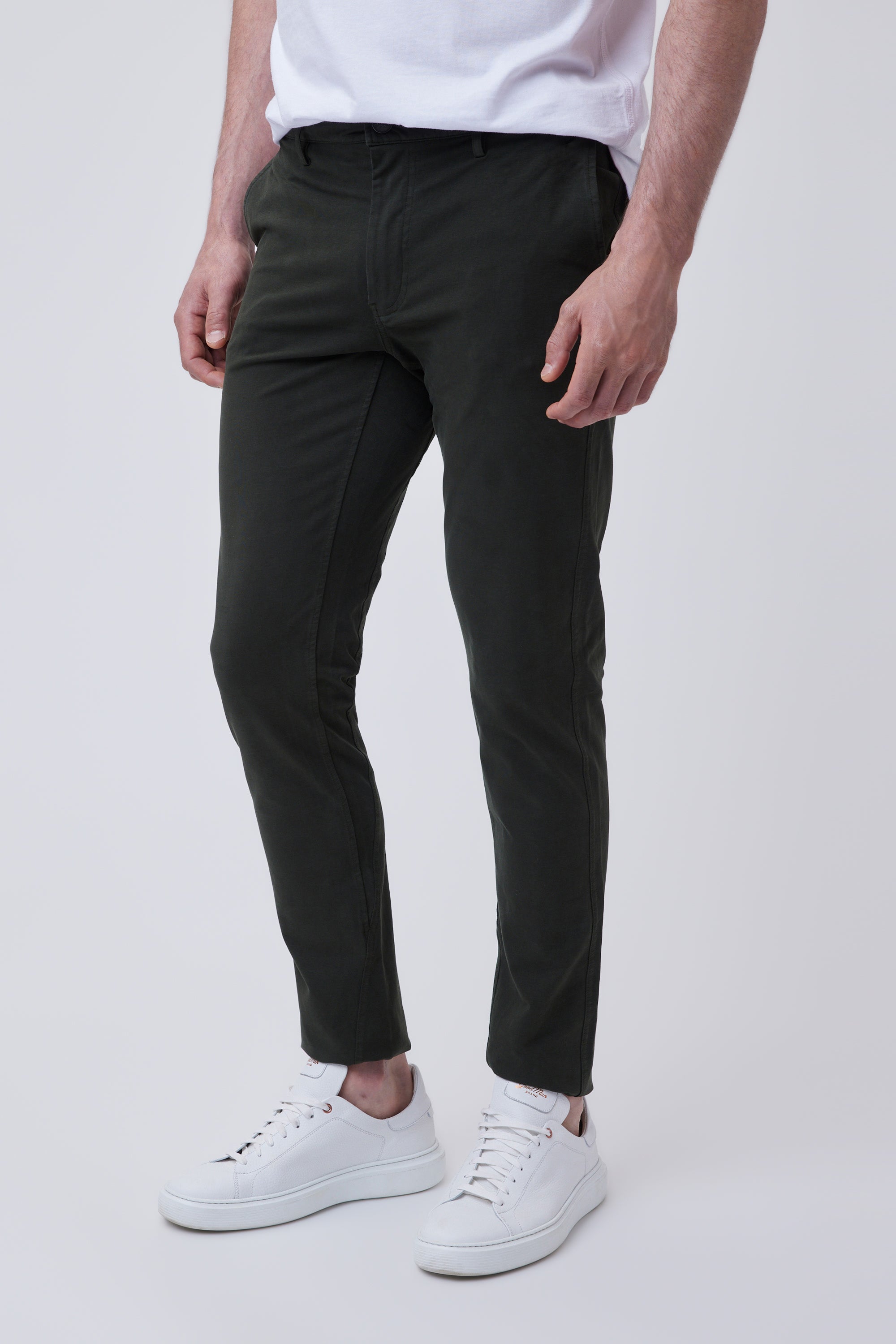 Pant in Rifle Green Detail